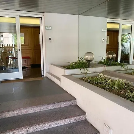 Giulio Cesare House Apartment *