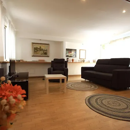 דירה Giulio Cesare House *