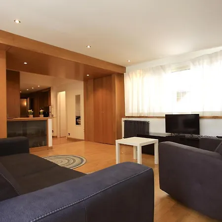 Giulio Cesare House Apartment Rome