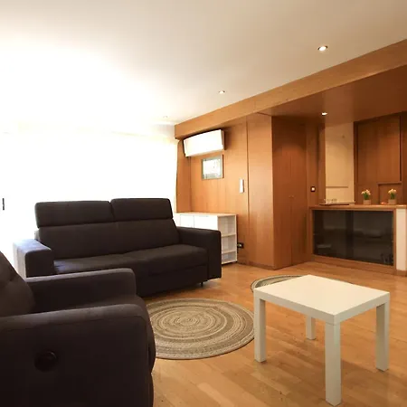 Giulio Cesare House רומא